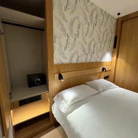 Moderno Costa 49 3-d Apartment